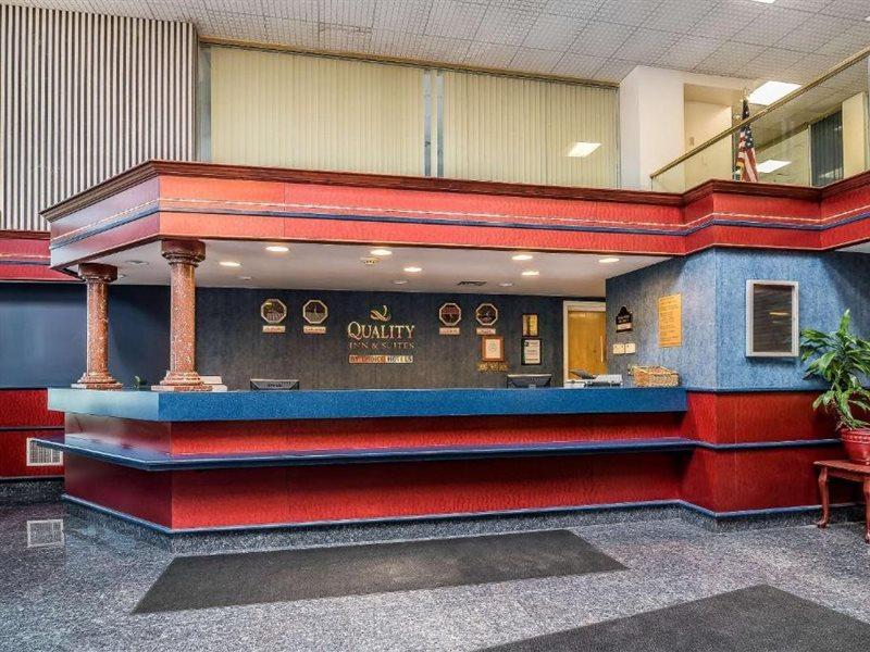 Quality Inn & Suites Albany Airport Latham Dış mekan fotoğraf